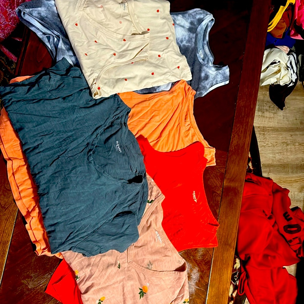 Pack of six old navy shirts